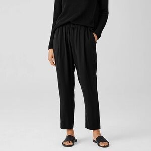 Eileen Fisher Silk Georgette Crepe Pleated Tapered Pant Size Large Black